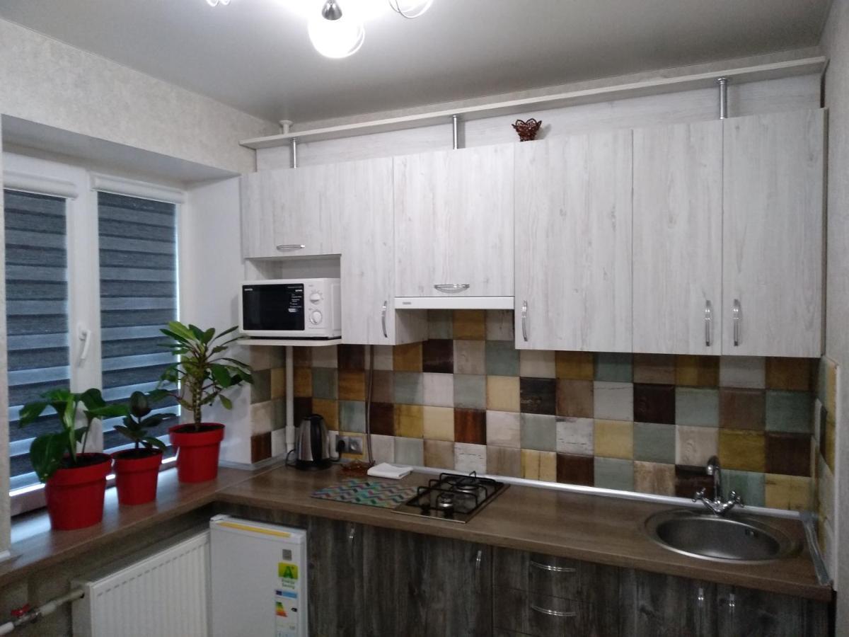 Luxuri Apartments Tsjernihiv Eksteriør bilde