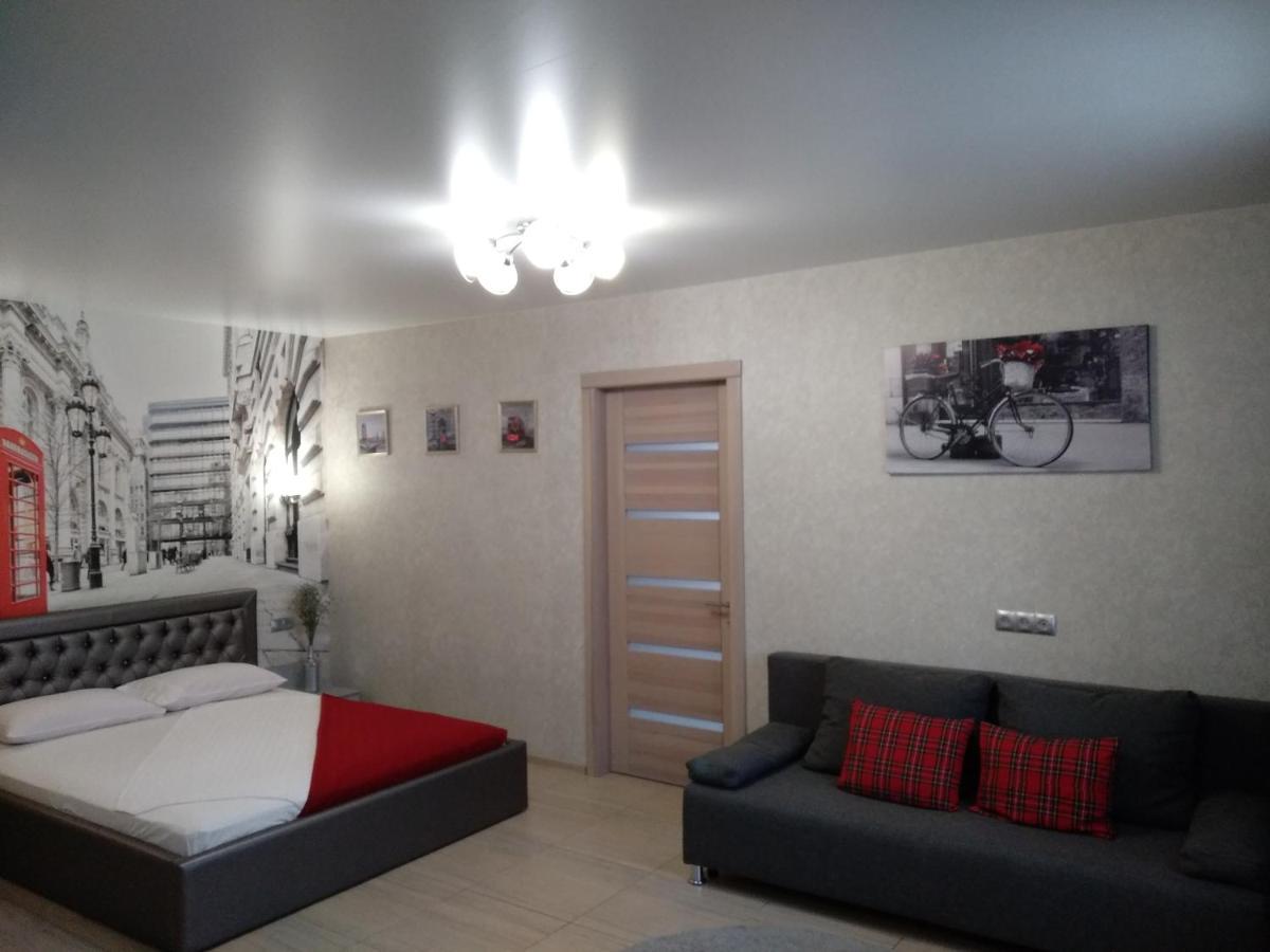 Luxuri Apartments Tsjernihiv Eksteriør bilde