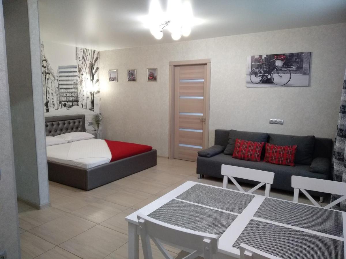 Luxuri Apartments Tsjernihiv Eksteriør bilde