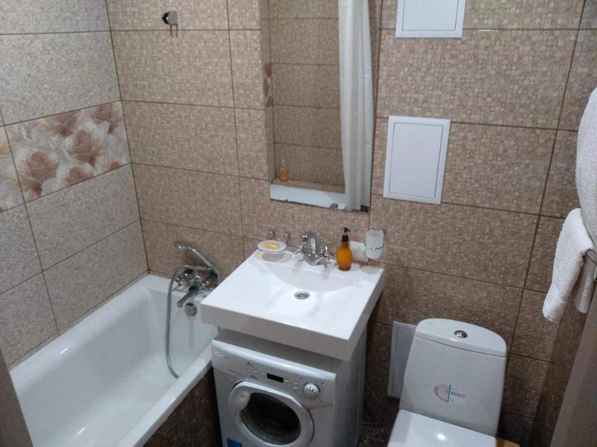 Luxuri Apartments Tsjernihiv Eksteriør bilde